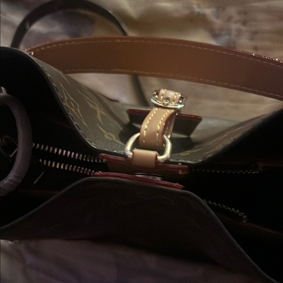 Monogram Canvas and Leather Handbag Louis Vuitton Purse Louis Vuitton bandanna - Picture 6 of 11